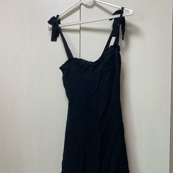 Reformation the Christine Dress - Picture 4 of 6